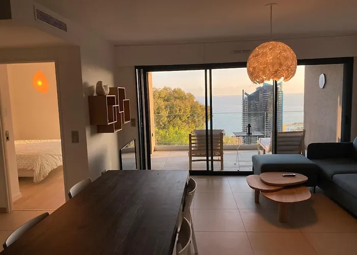 Luxury Sea-view Over Monaco Apartment *