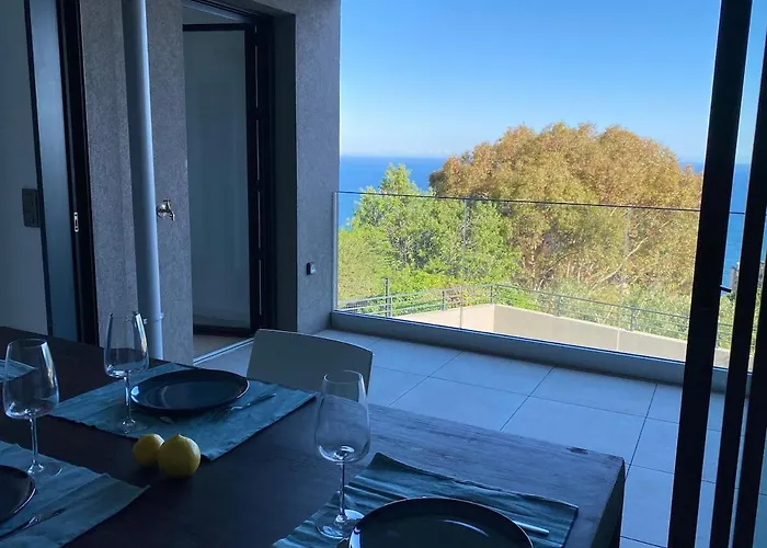 Luxury Sea-view Over Monaco Apartment